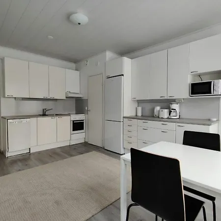 Διαμέρισμα And Spacious For 11 Κέμι